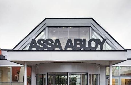 Assa Abloy köper amerikansk distributör