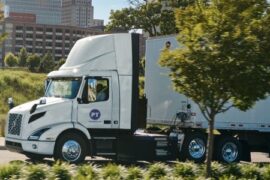 Volvo får rekordorder på ellastbilar i Nordamerika Thumbnail