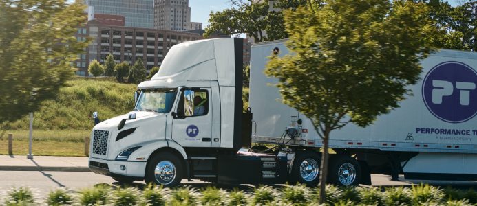 Volvo får rekordorder på ellastbilar i Nordamerika
