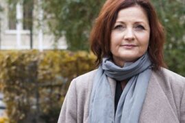 Svenska industriarbetare halkar efter i utvecklingen Thumbnail