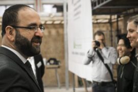 Kaplan på passivhusbesök: “Jag är imponerad” Thumbnail