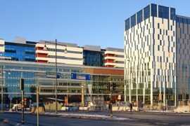 Invigning av kritiserade Nya Karolinska universitetssjukhus Thumbnail