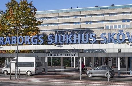 Byggjätte i livsviktigt elkraftprojekt på sjukhus