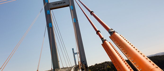 Broarbete på Tjörnbron