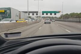 Olycka med tankbil skapar trafikkaos på Essingeleden Thumbnail