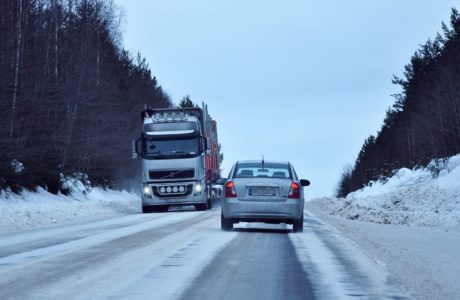 Ny rapport: Svenska vägar inte tillräckligt säkra