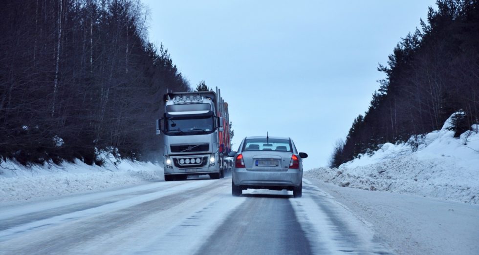 Svenska vägar är kraftigt eftersatta, enligt Transportföretagens nya rapport.