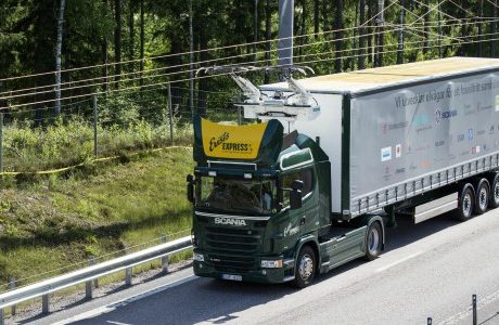 Förbereder upphandlingen av Sveriges första elväg
