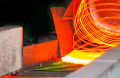 Kinas industriproduktion ökar mer än väntat