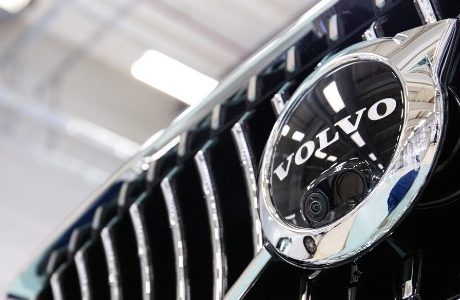 Volvo drar tillbaka 9000 bilar