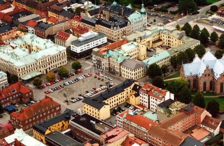 Krävs betala böter på 800 000 kronor