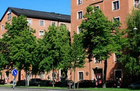 Rasar mot bygget - 