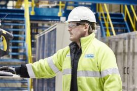 “Regeringens budget missar industrijobben” Thumbnail