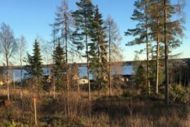 Trivselhus exploaterar tomtmark Thumbnail