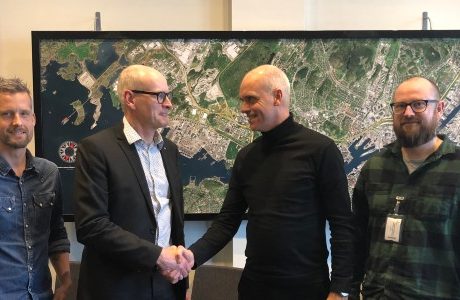 Veidekke renoverar kajer åt Göteborgs hamn