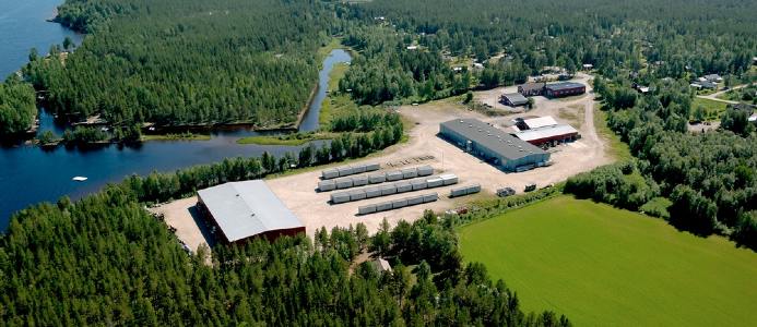 Deromes husfabrik i Renholmen ska producera fram till augusti i år. Foto: Derome