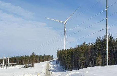 Björnlandhöjdens vindkraftspark ansluts till elnätet