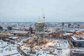 Vajer föll 165 meter från Karlatornet Thumbnail