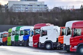Scania stoppar leveranser och flyttar medarbetare i säkerhet Thumbnail
