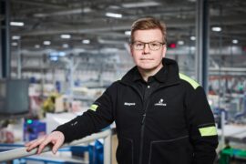 Magnus Edin kliver av som vd för Lindbäcks Bygg Thumbnail
