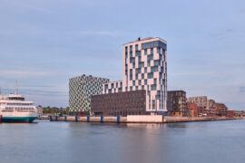 Mattor av fiskenät och pet-flaskor i Scandics nya hotell Thumbnail