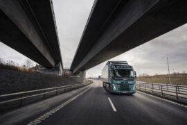 Volvo tecknar avtal med e-handelsjätten Thumbnail