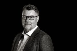 RO-Gruppen uppför bårhus i Bollebygd Thumbnail