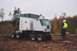 Södra satsar på ny teknik – för bättre plantöverlevnad Thumbnail