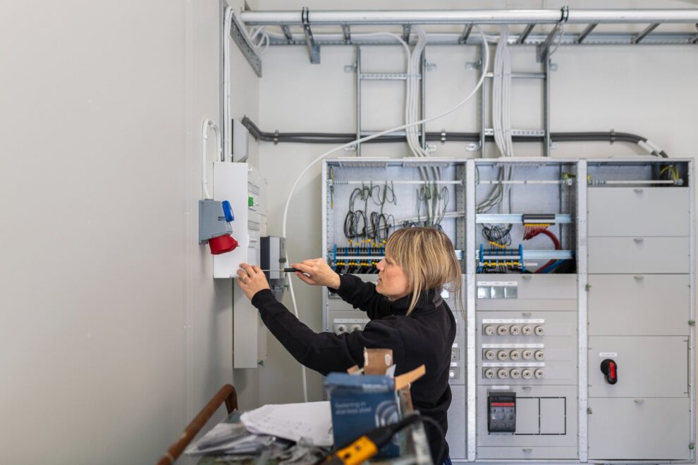 Byggkrisen drabbar installationsbranschen.