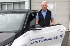 Förvärvar äldsta måleriet Thumbnail
