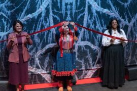 Stor invigning av den magnifika byggnaden Thumbnail
