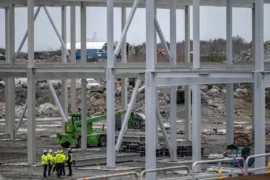 Volvo Cars vill ta över Northvolts batterifabrik Thumbnail