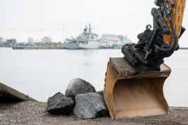 Full fart under vattenlinjen – ny utbåtskaj växer fram