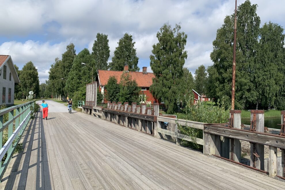 Jätten i tvist – tre broar riskerar att rivas