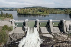 De beställer världens första fossilfria dammlucka Thumbnail