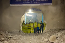 Historiskt genombrott i tunneln under Alperna Thumbnail